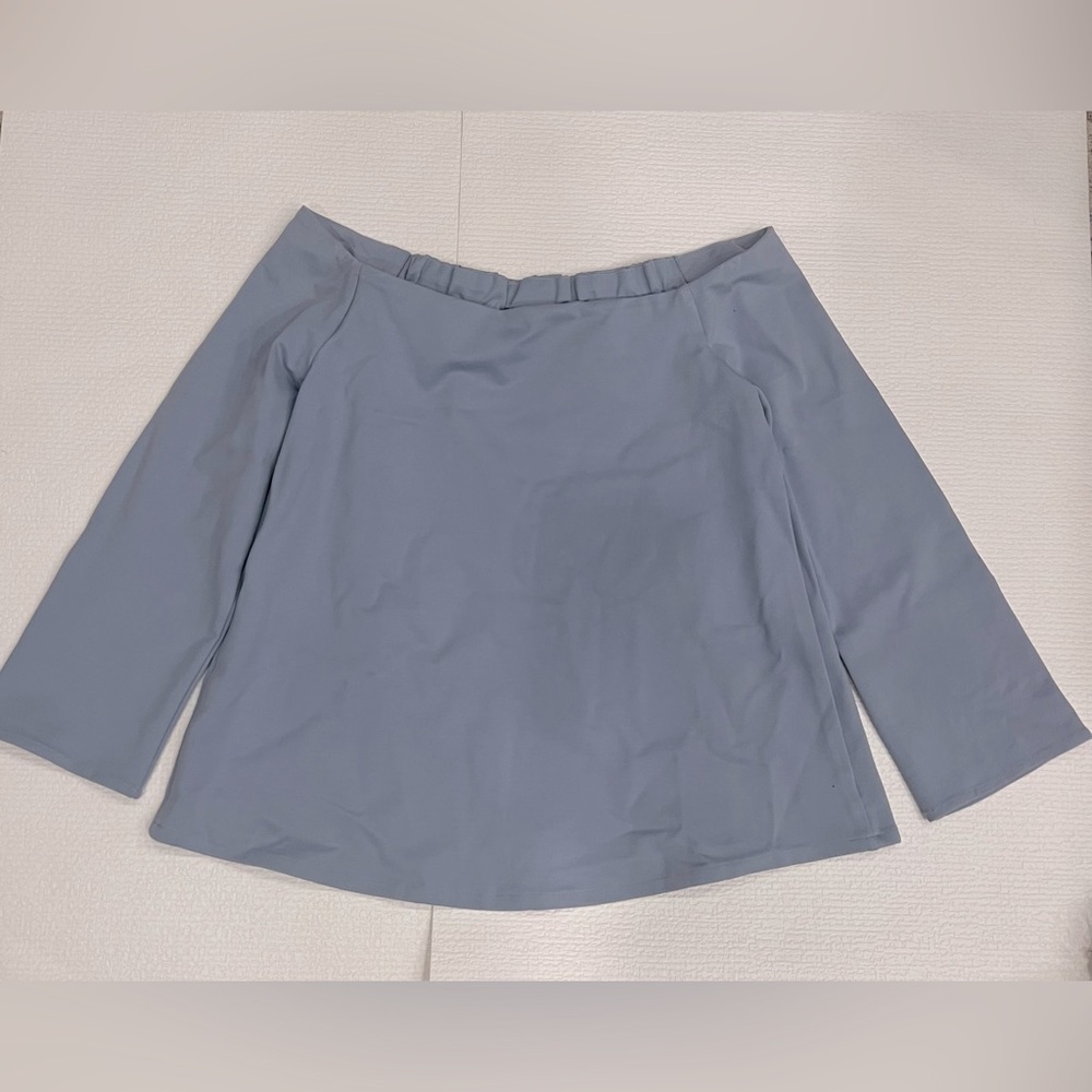 TUCKERNUCK Miranda Off-Shoulder Light Blue Blouse
Size Small - Picture 2 of 7